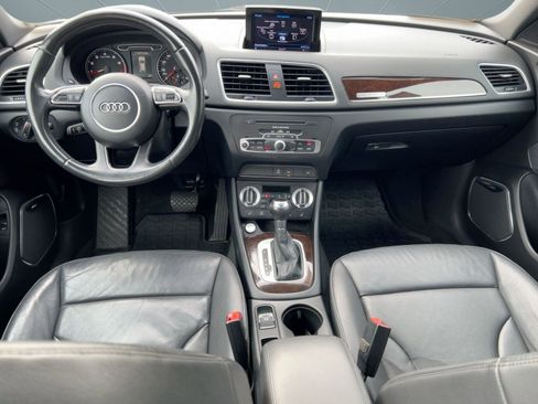 Used 2015 Audi Q3 2.0T Prestige w/ Prestige Package image 16