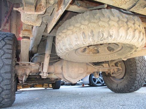Used 2005 Chevrolet Silverado 3500 4x4 Extended Cab w/ Snow Plow Prep Package image 14