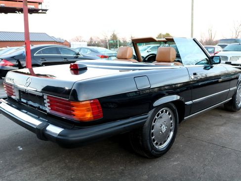Used 1986 Mercedes-Benz 560 SL image 23