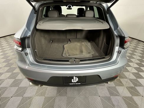 Used 2020 Porsche Macan image 27