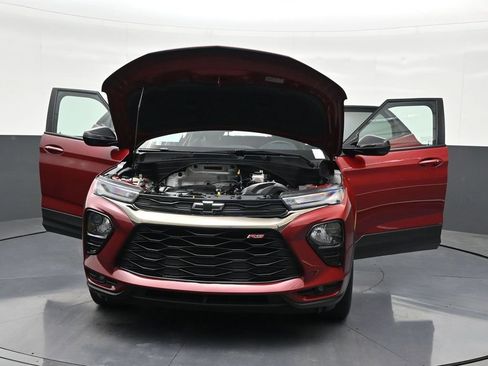 Used 2023 Chevrolet TrailBlazer RS image 36