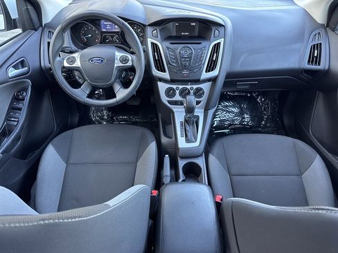 Used 2014 Ford Focus SE image 12
