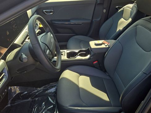 New 2026 Kia K4 EX image 18