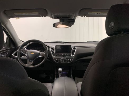 Used 2023 Chevrolet Malibu LT image 17