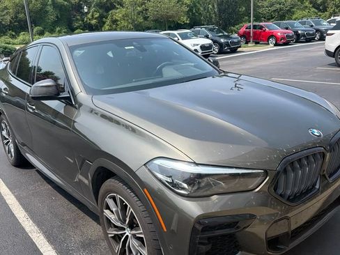 Used 2022 BMW X6 xDrive40i w/ M Sport Package AWD/4WD image 3