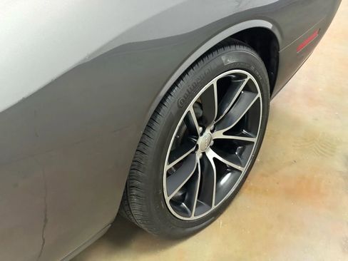 Used 2015 Dodge Challenger R/T Scat Pack w/ Driver Convenience Group image 18