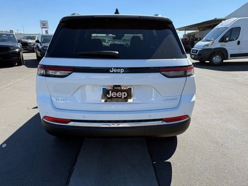 New 2025 Jeep Grand Cherokee Laredo X w/ Luxury Tech Group I image 5