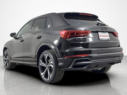 Used 2023 Audi Q3 2.0T Premium Plus w/ Premium Plus Package image 3