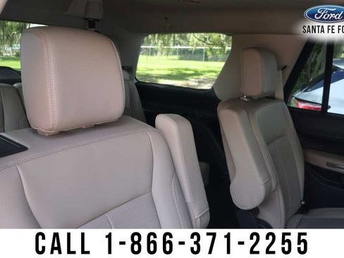 Used 2024 Ford Expedition XLT RWD image 24