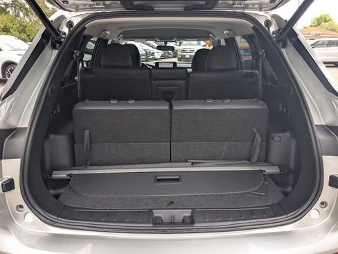 Used 2024 Mitsubishi Outlander SE image 12