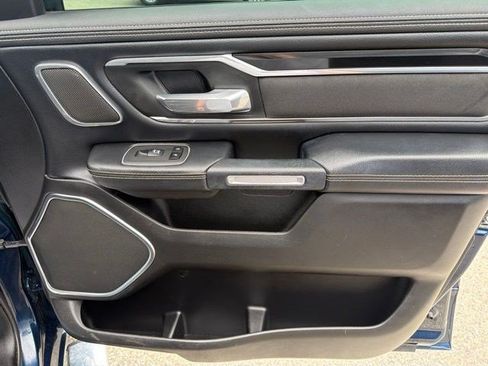 Used 2022 RAM 1500 Laramie AWD/4WD image 19