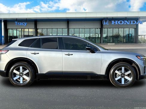 New 2026 Honda Prologue Touring image 3