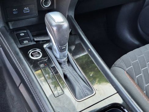 Used 2021 Nissan Kicks SR FWD image 19