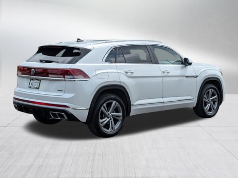 Used 2024 Volkswagen Atlas Cross Sport SEL R-Line AWD/4WD image 7