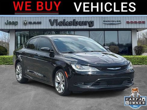 Used 2015 Chrysler 200 S w/ Navigation & Sound Group I FWD image 1