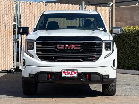 Certified 2025 GMC Sierra 1500 AT4 AWD/4WD image 9