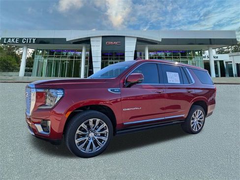 Used 2021 GMC Yukon Denali w/ Denali Premium Package image 7