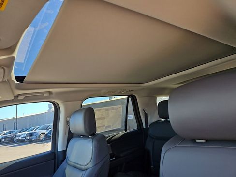 New 2025 Ford Expedition Max Active image 22