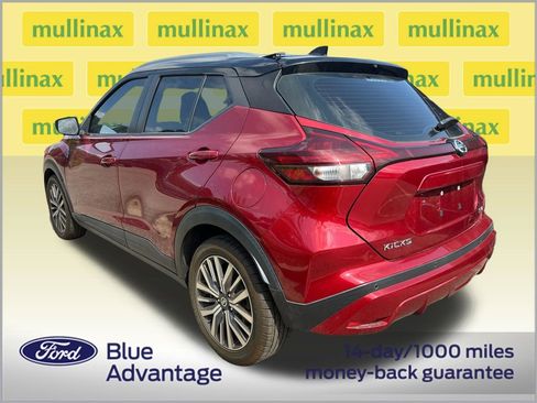Used 2021 Nissan Kicks SV FWD image 3