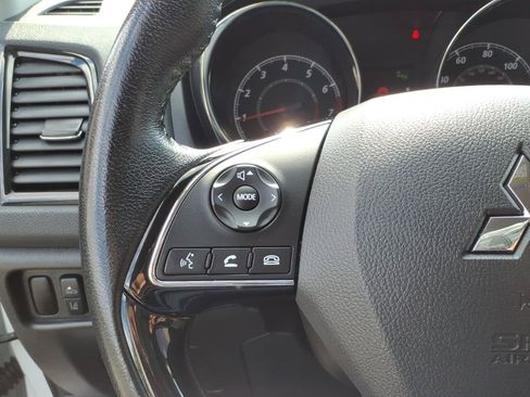 Used 2022 Mitsubishi Outlander Sport SE FWD image 16