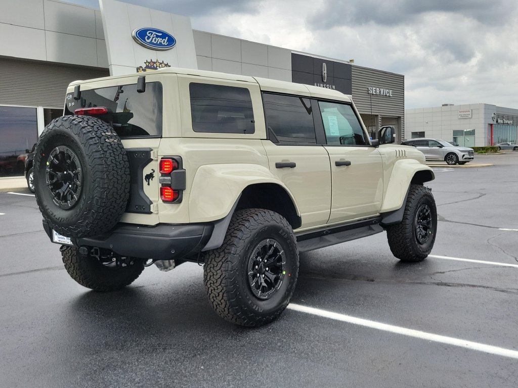 New 2026 Ford Bronco Raptor w/ Interior Carbon Fiber Pack AWD/4WD image 4