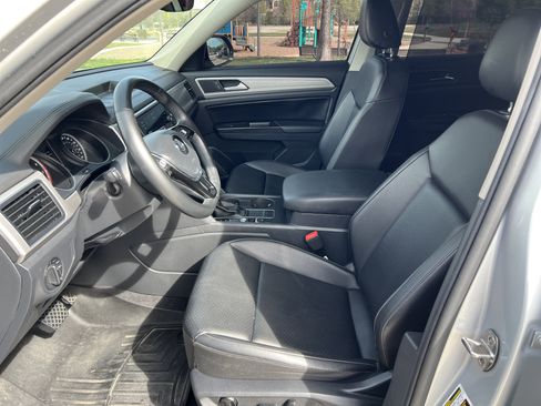 Used 2019 Volkswagen Atlas SE image 16