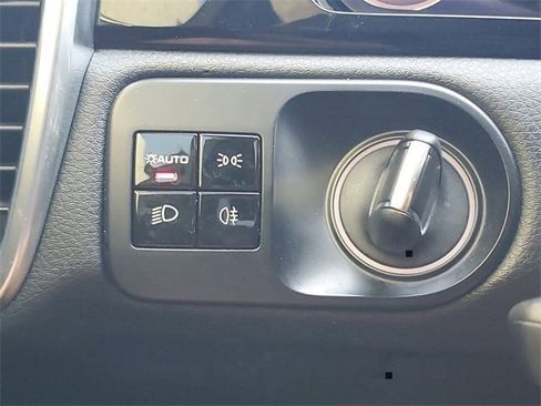 Certified 2021 Porsche Cayenne image 32