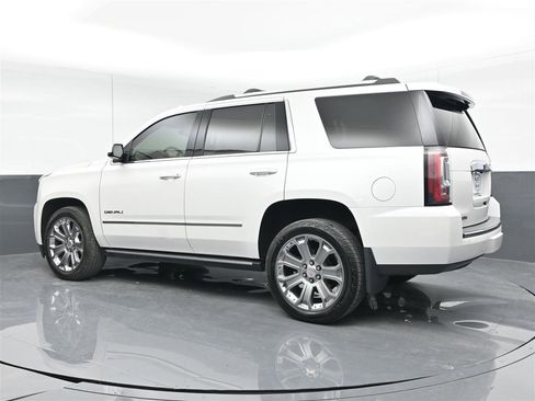Used 2017 GMC Yukon Denali w/ Open Road Package AWD/4WD image 7