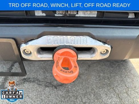 Used 2020 Toyota Tacoma TRD Off-Road AWD/4WD image 10