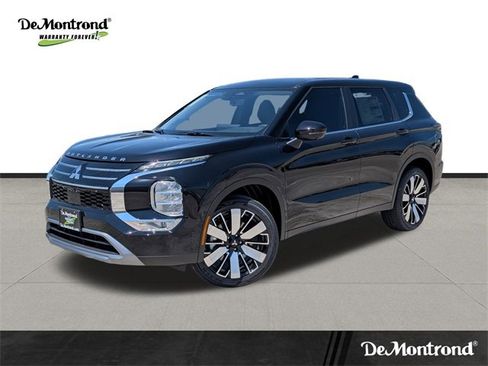 New 2025 Mitsubishi Outlander SE image 1