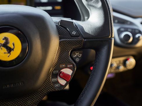 Used 2013 Ferrari 458 Italia Coupe image 54