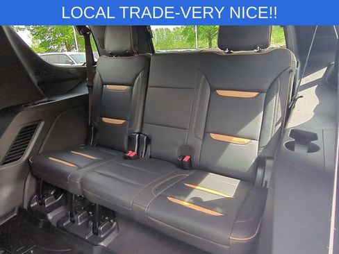 Used 2023 GMC Yukon AT4 w/ AT4 Premium Package AWD/4WD image 32