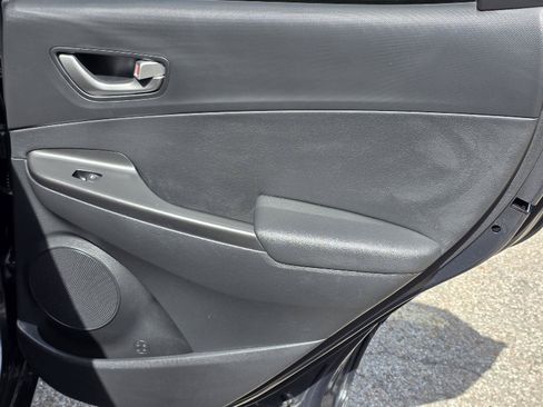 Used 2019 Hyundai Kona Limited FWD image 31
