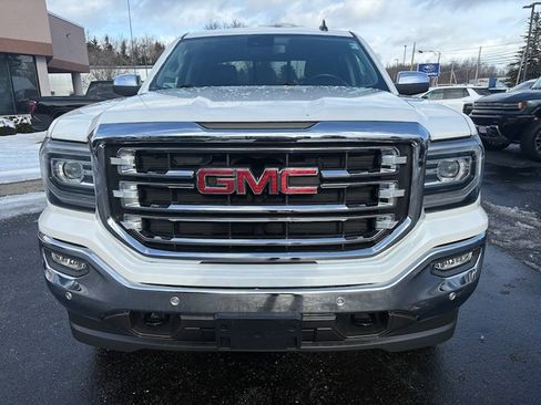 Used 2018 GMC Sierra 1500 SLT image 2