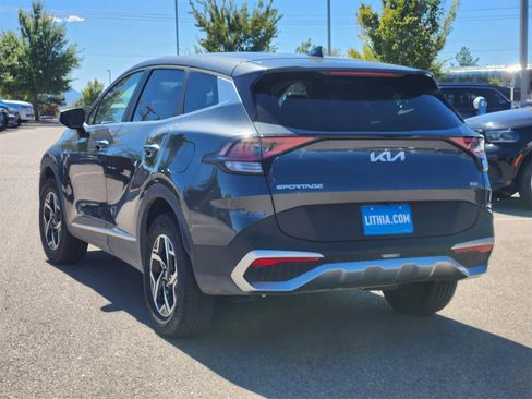 Used 2024 Kia Sportage LX image 7