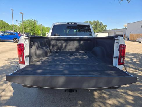 Used 2025 RAM 2500 Laramie AWD/4WD image 22