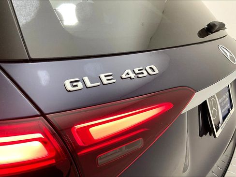 New 2026 Mercedes-Benz GLE 450 4MATIC image 13