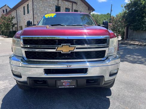 Used 2013 Chevrolet Silverado 2500 LT w/ Texas Edition image 2