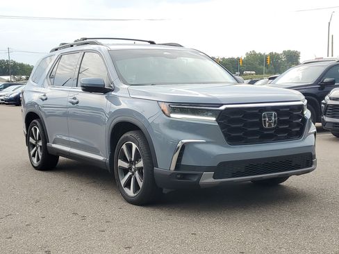 Certified 2023 Honda Pilot Elite image 4