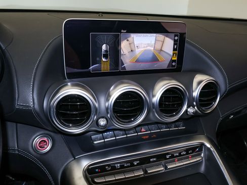 Used 2021 Mercedes-Benz AMG GT Roadster image 25