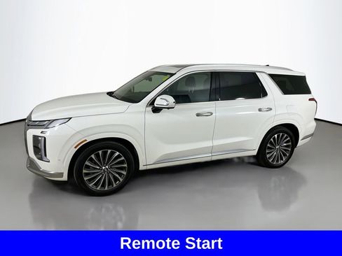 Used 2024 Hyundai Palisade Calligraphy image 5