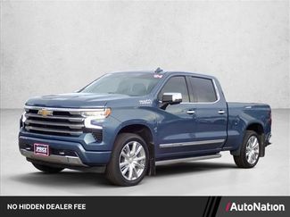 Used 2024 Chevrolet Silverado 1500 High Country w/ High Country Premium Package AWD/4WD video 1
