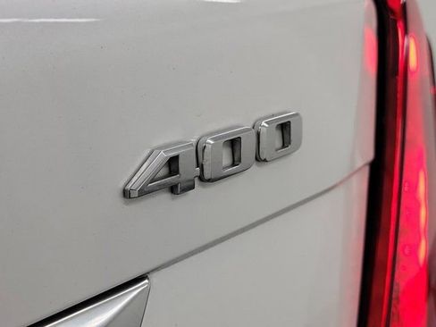 Used 2022 Cadillac XT5 Premium Luxury w/ Technology Package FWD image 8