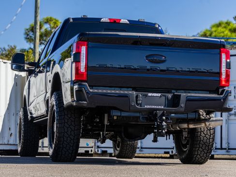 New 2025 Ford F250 Lariat w/ FX4 Off-Road Package image 6