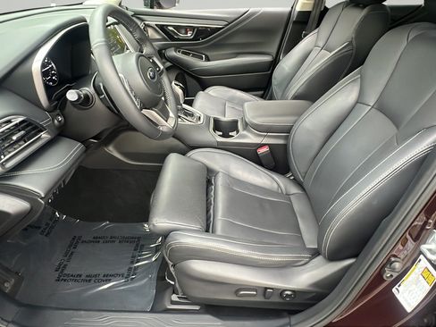 Used 2023 Subaru Outback Limited AWD/4WD image 5