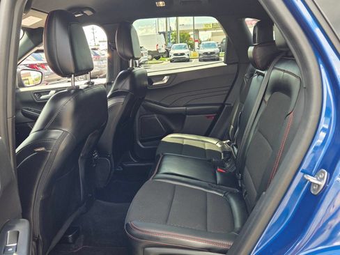 Used 2023 Ford Escape ST-Line FWD image 6