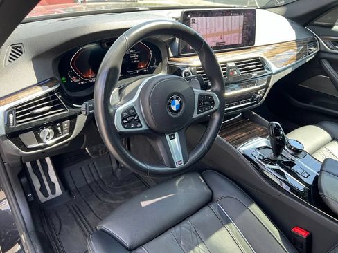 Used 2021 BMW 540i w/ Executive Package RWD image 13
