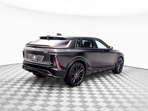 New 2026 Cadillac Lyriq V image 6