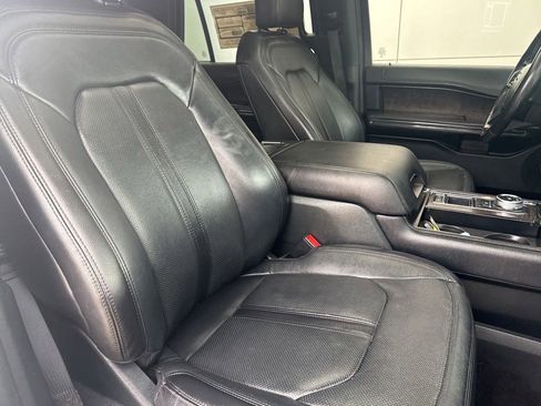 Used 2020 Ford Expedition Limited w/ Equipment Group 302A RWD image 36