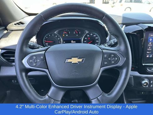 Used 2023 Chevrolet Traverse LT FWD image 13